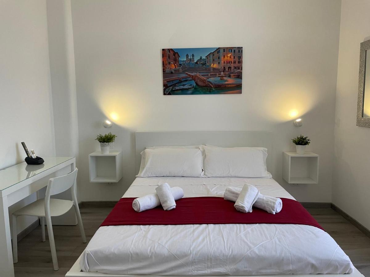 Caracciolo33 Appartement Rome Buitenkant foto