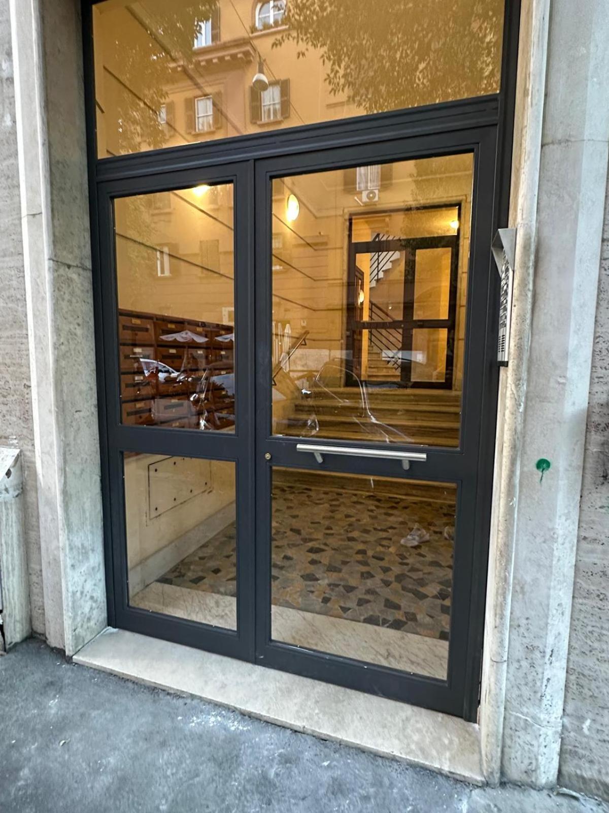 Caracciolo33 Appartement Rome Buitenkant foto